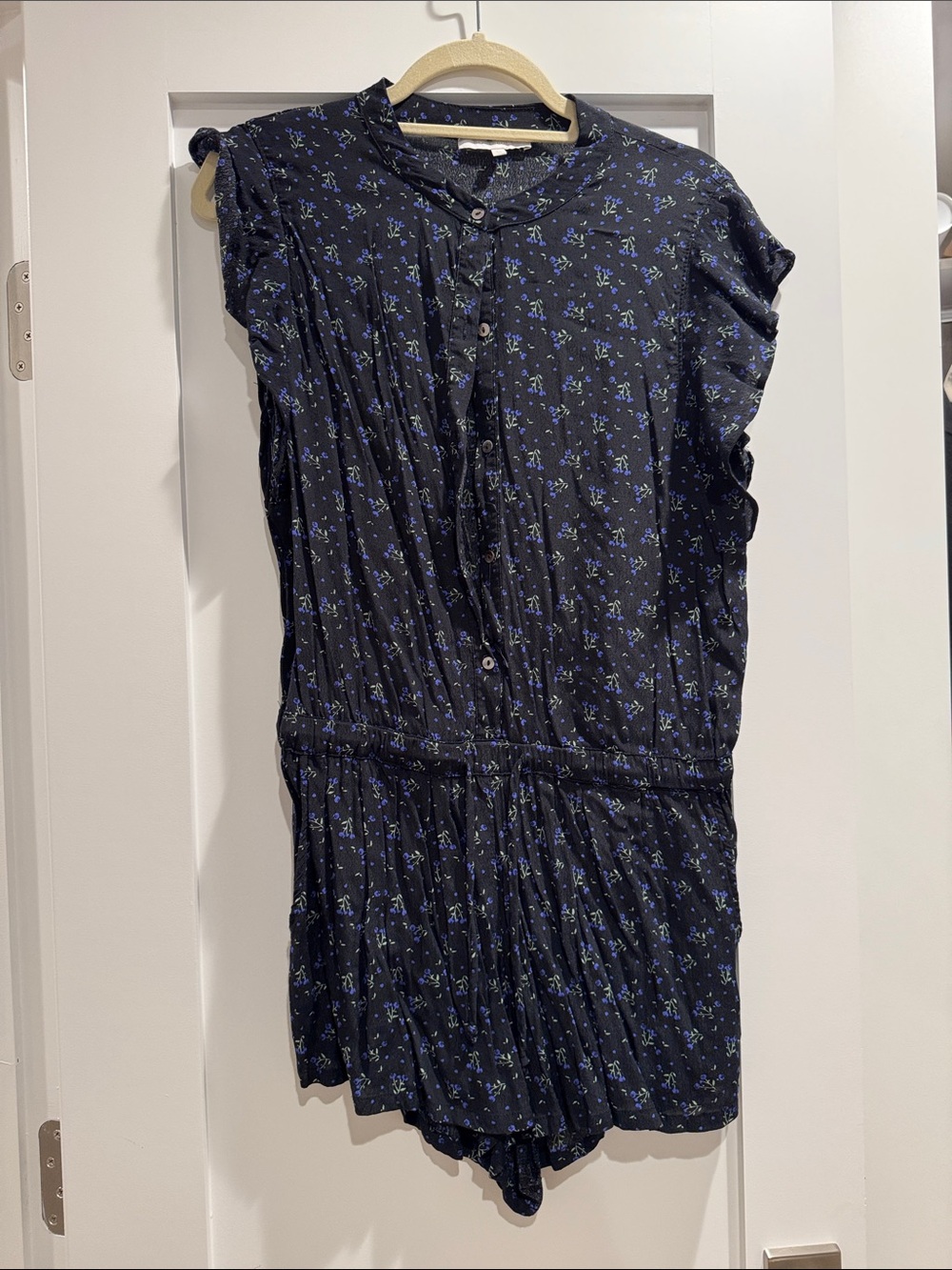 Olivaceous Navy Blue Floral Button-Front Romper